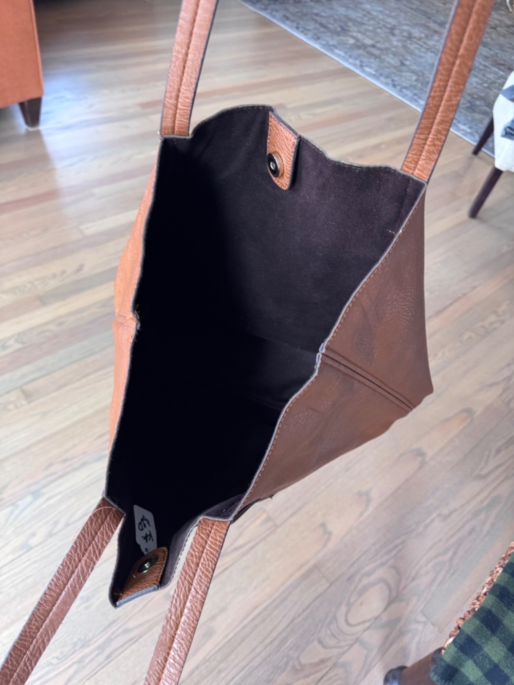 Tote - Picture 5 of 5